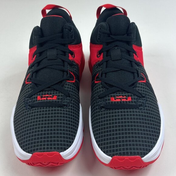 Nike Lebron Witness VII 7 Bred Men Size 10.5 Red Black Shoes Athletic DM1123-005 - Picture 4 of 9